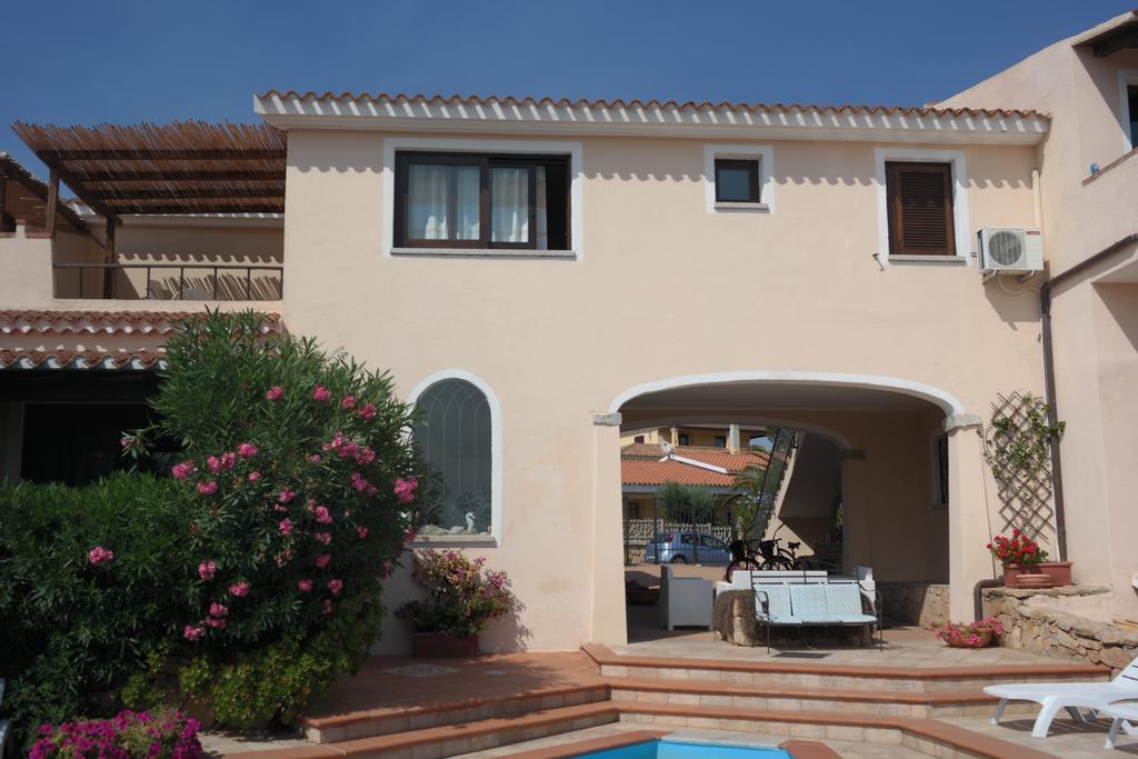Sardinia Blu Residence Golfo Aranci Bagian luar foto