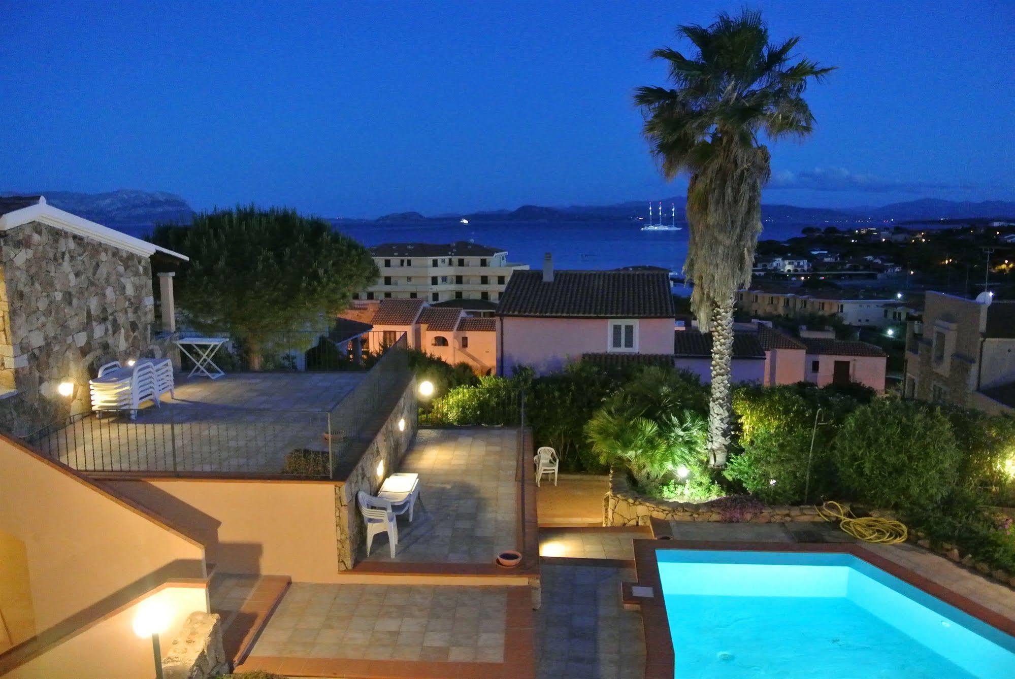 Sardinia Blu Residence Golfo Aranci Bagian luar foto