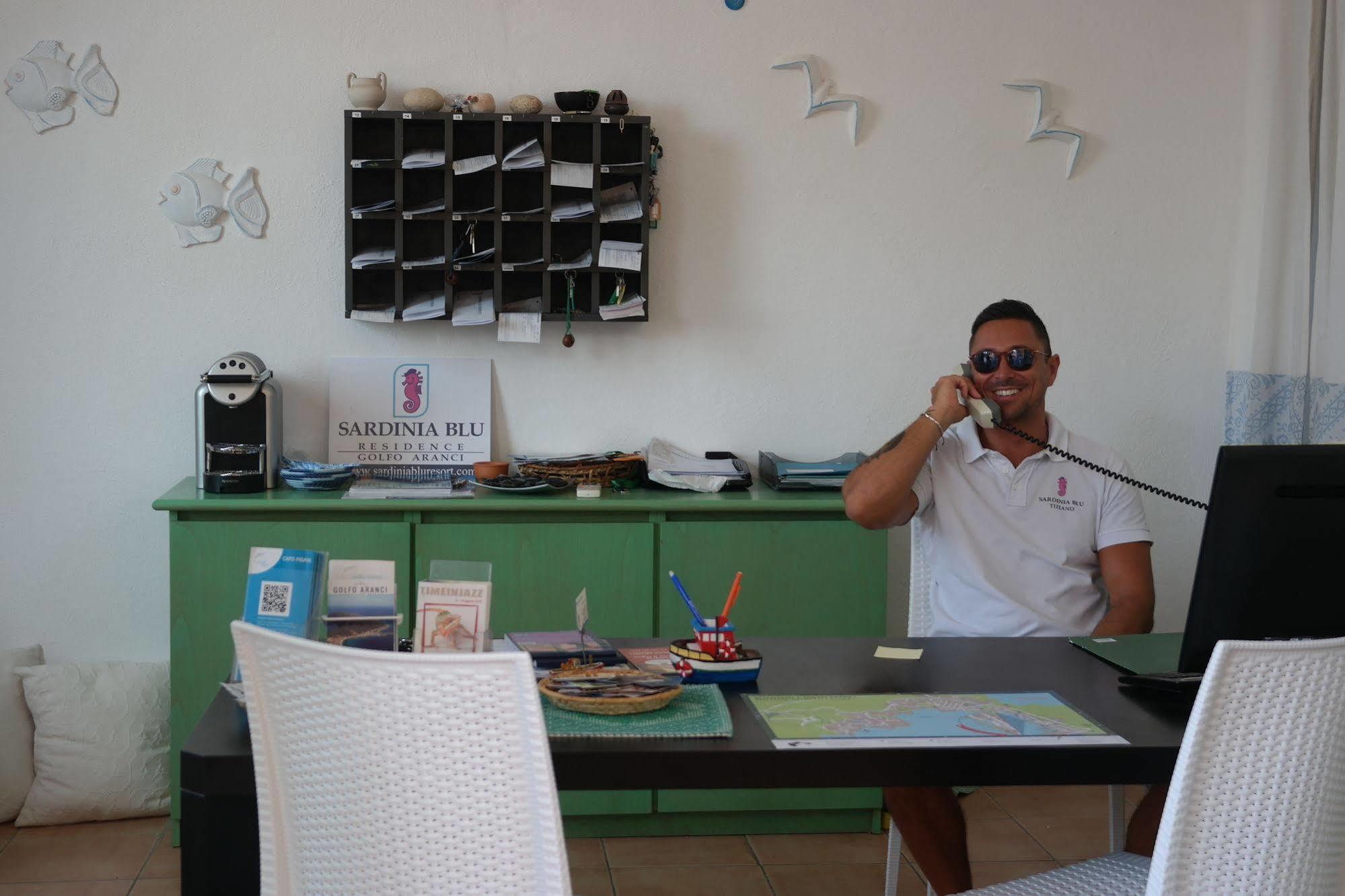 Sardinia Blu Residence Golfo Aranci Bagian luar foto