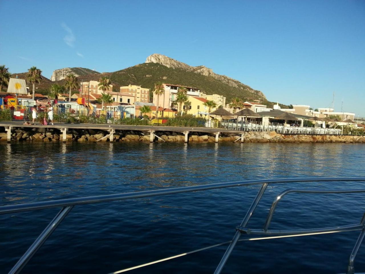 Sardinia Blu Residence Golfo Aranci Bagian luar foto