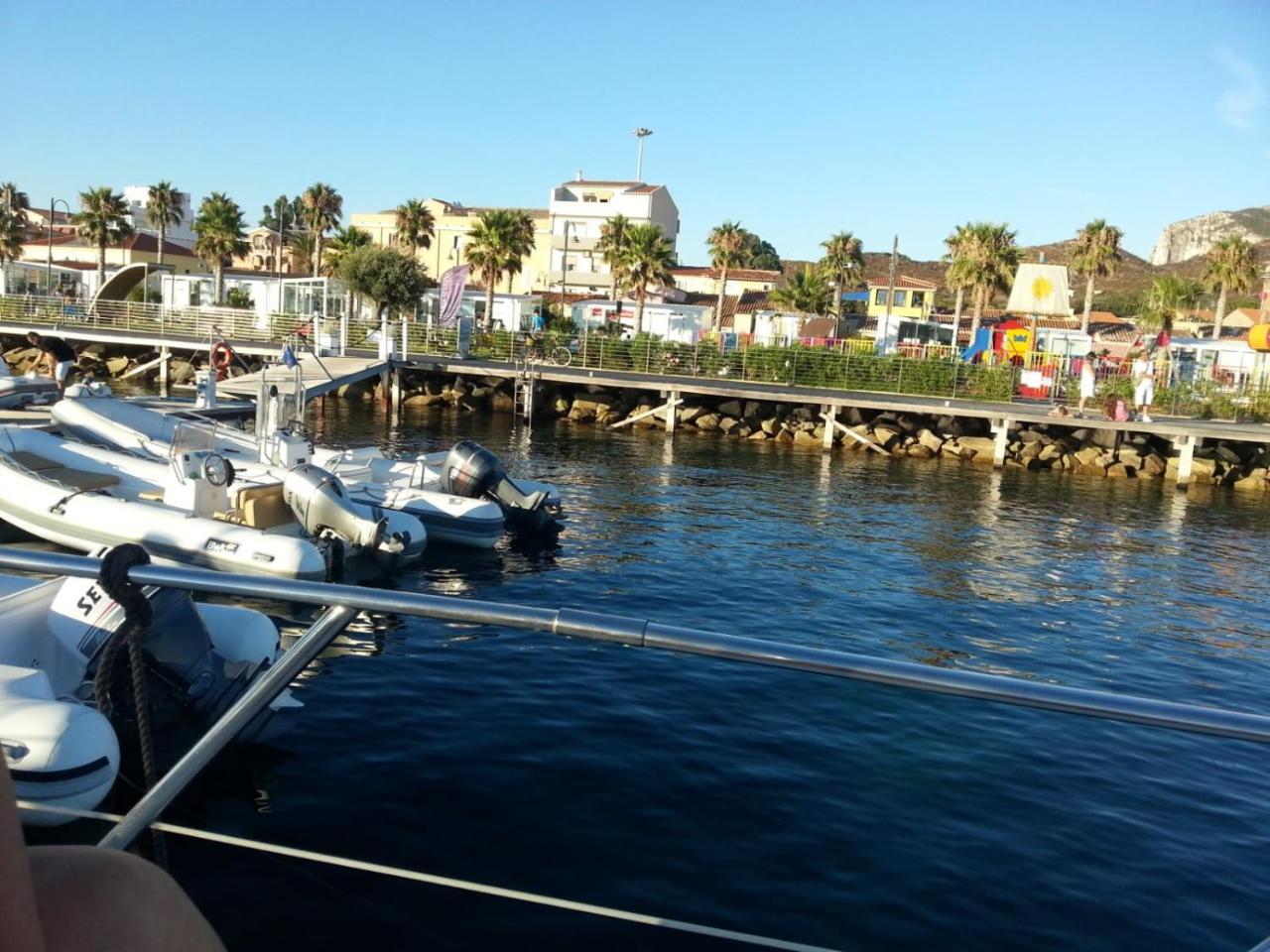 Sardinia Blu Residence Golfo Aranci Bagian luar foto