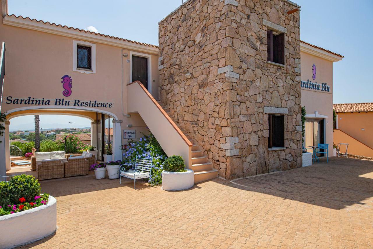 Sardinia Blu Residence Golfo Aranci Bagian luar foto
