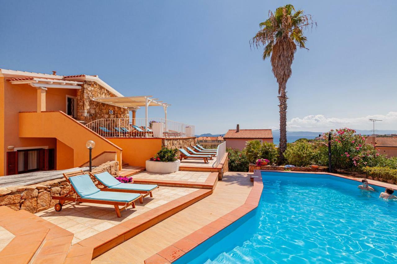 Sardinia Blu Residence Golfo Aranci Bagian luar foto