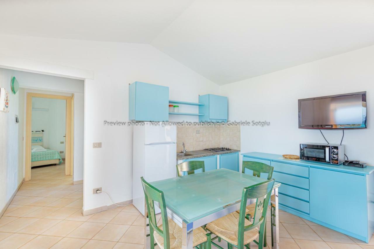 Sardinia Blu Residence Golfo Aranci Bagian luar foto
