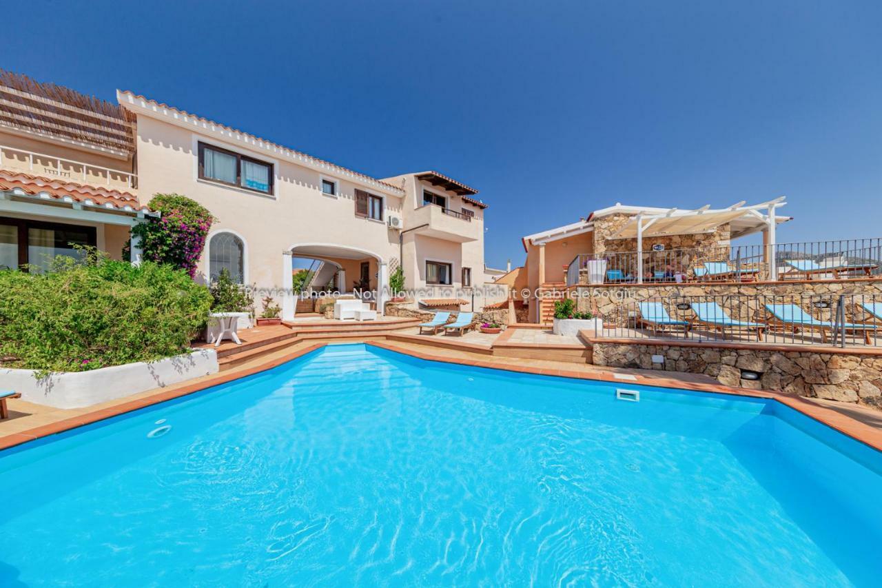 Sardinia Blu Residence Golfo Aranci Bagian luar foto